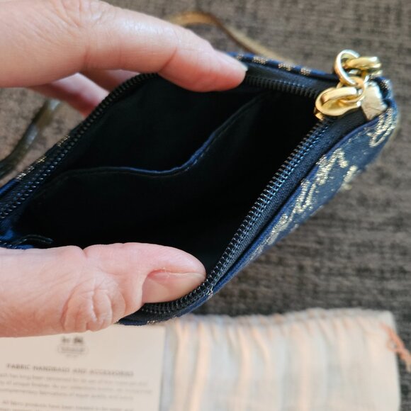 COACH Script New York Gold Navy Blue Heart Skinny Purse Wallet Wristlet RARE! - Picture 3 of 3